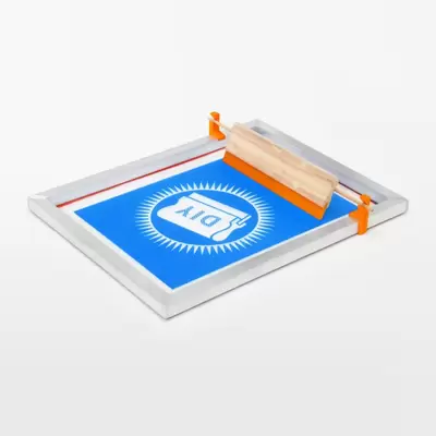 Squeegee holder for frames with 3,5 x 3,5 cm profile